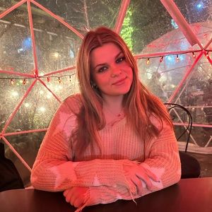 Meet your Posher, Ellaaa